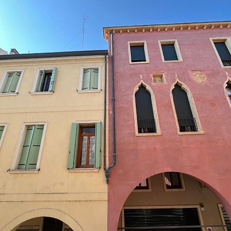 Appartamento Ai Portici Di Via Savonarola Padova Eksteriør bilde